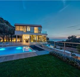 6 bedroom villa with pool and roof terrace, Sveti Stefan, sleeps 12